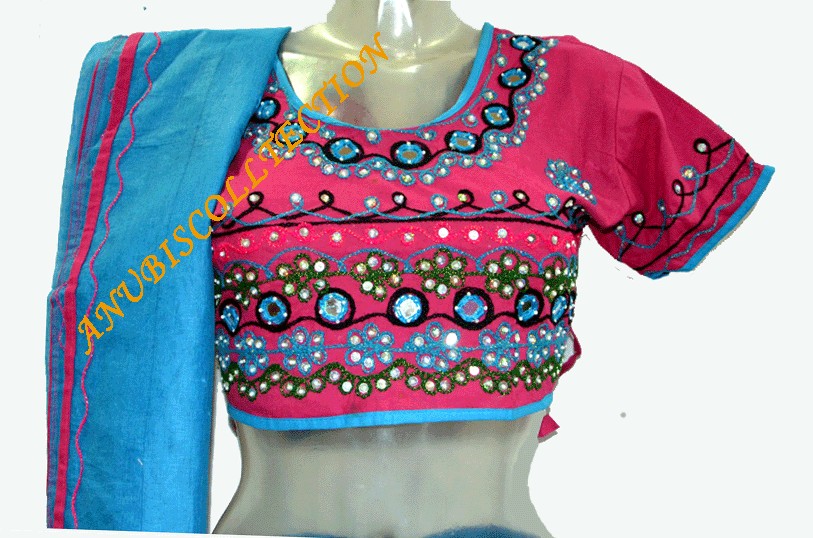 Traje Bombay