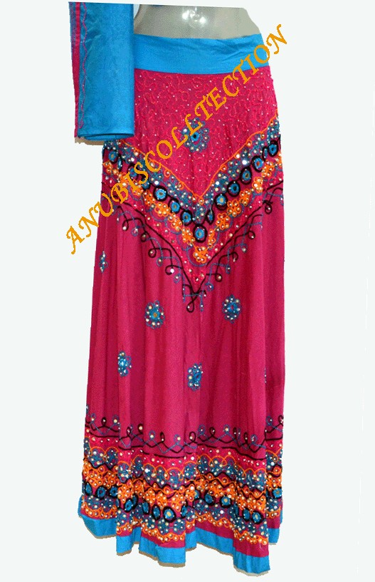 Traje Bombay