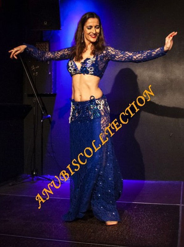 Traje Donia