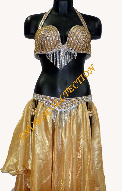 Traje Sahar